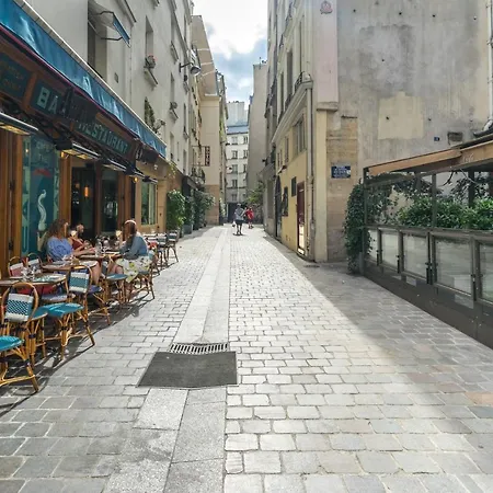 Louvre Terrasse Duplex - Menage Pro, Clim, Wifi