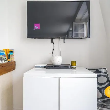 Louvre Terrasse Duplex - Menage Pro, Clim, Wifi *