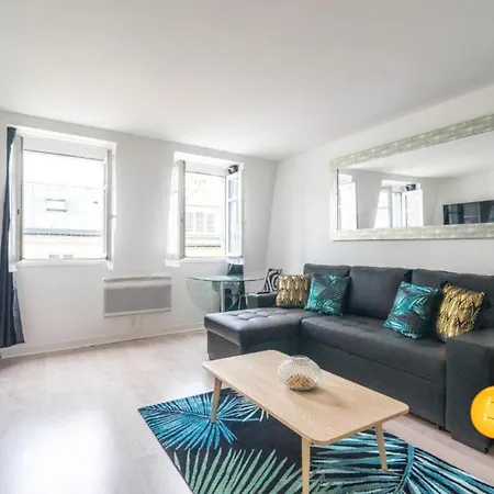 Louvre Terrasse Duplex - Menage Pro, Clim, Wifi Apartmán *