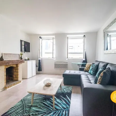 Apartmán Louvre Terrasse Duplex - Menage Pro, Clim, Wifi *